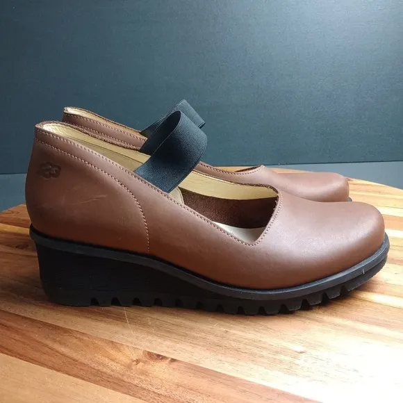Loints of Holland Shoes Leather Mary Jane Wedge Size 41 Comfort Shoes