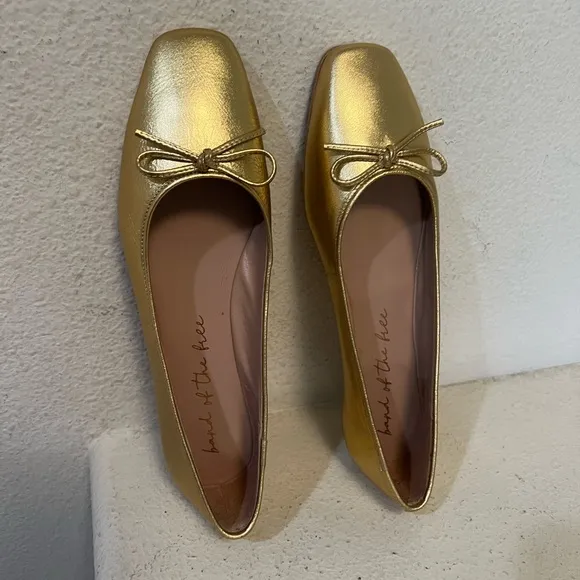 Made In Brazil Gold Leather Metallic Square Toes Ballet Flats Comfort sandals 10