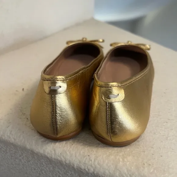 Made In Brazil Gold Leather Metallic Square Toes Ballet Flats Comfort sandals 10