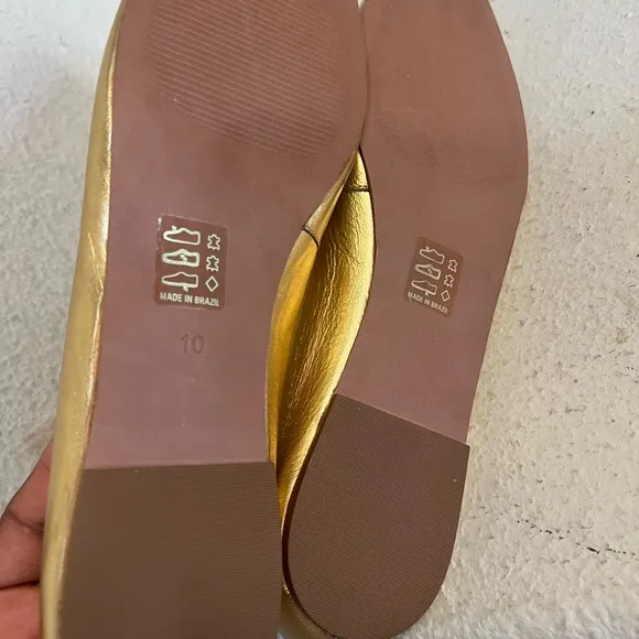 Made In Brazil Gold Leather Metallic Square Toes Ballet Flats Comfort sandals 10