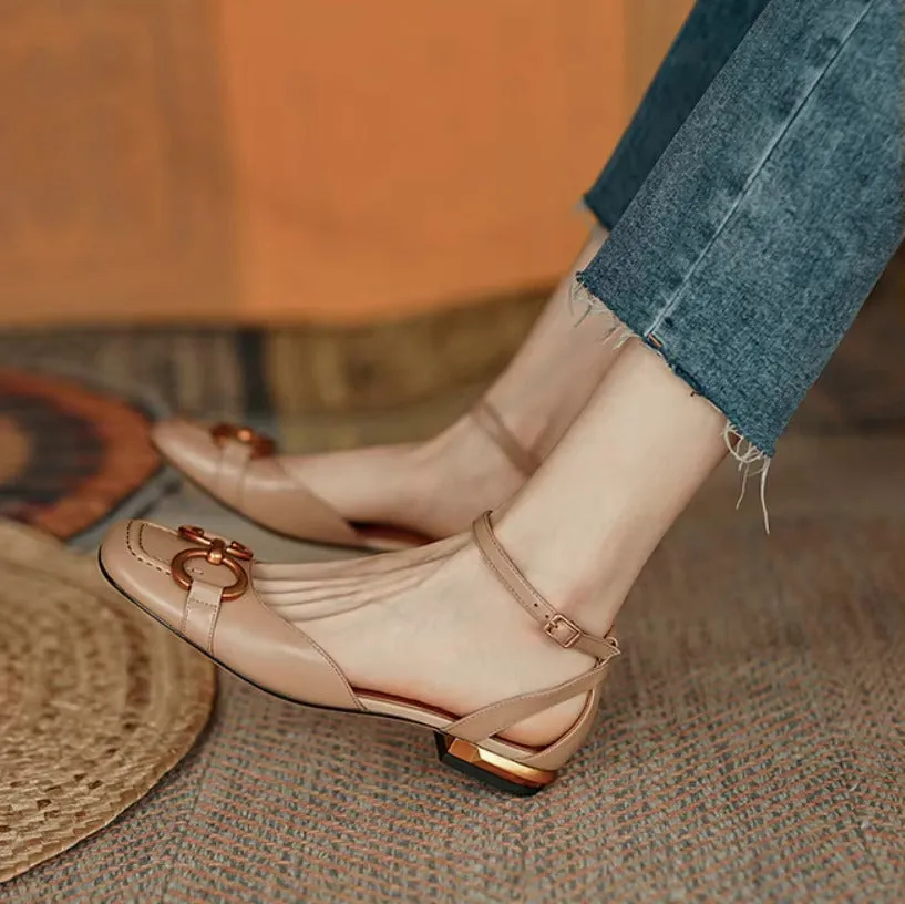 Mathilda | Closed Buckle Sandals