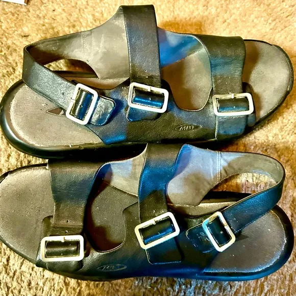 MBT Women’s Black Sandals #4002218-03 Sz 11US/42.5EUR Superior Comfort