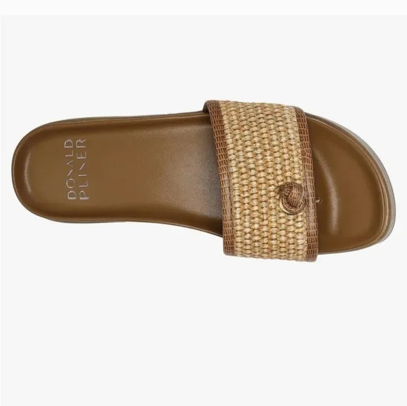 Medium Donald J. Pliner Women's Farrahr Raffia Biscotti (Tan) Thong