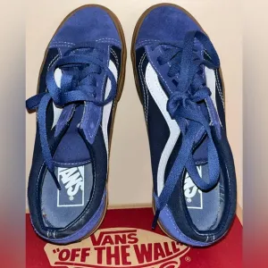 Men’s Size 4 Women’s size 5.5 VANS Style 36 Gum True Navy Dress Blues 00497474
