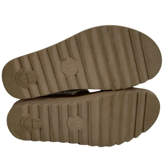 Mephisto Dominica Sandals Light Taupe Metallic Leather Size 39 US 9