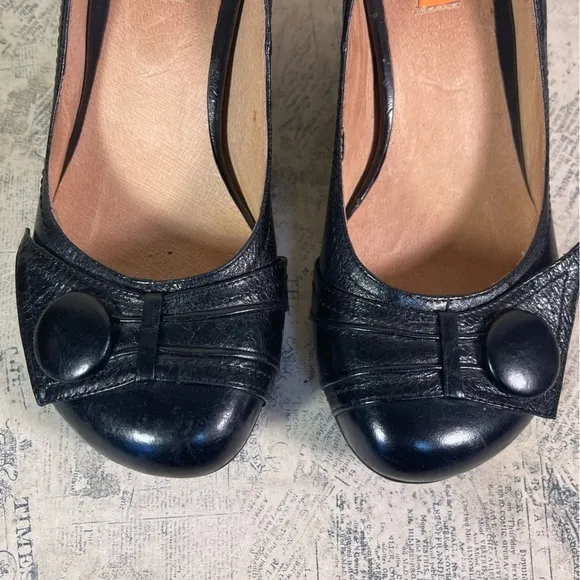Miz Mooz Women's Trimble Pump