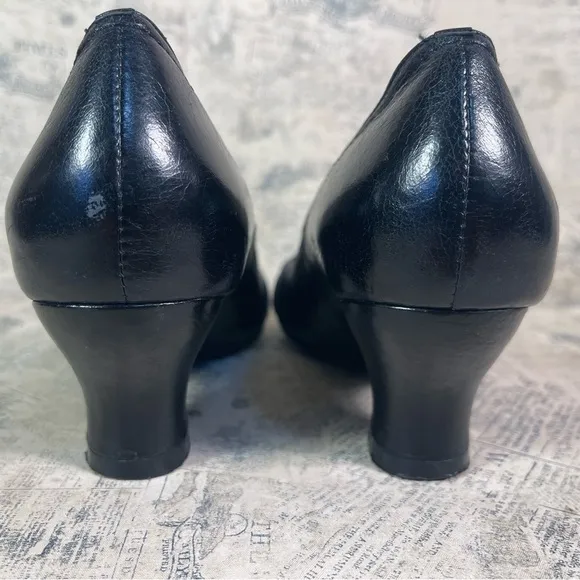 Miz Mooz Women's Trimble Pump