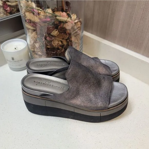Naked Feet Sandals 9.5 M