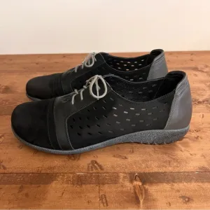 NAOT Womens Lalo Black Perforated Sneaker Oxford Shoe Size 42 Comfort Lace up 11
