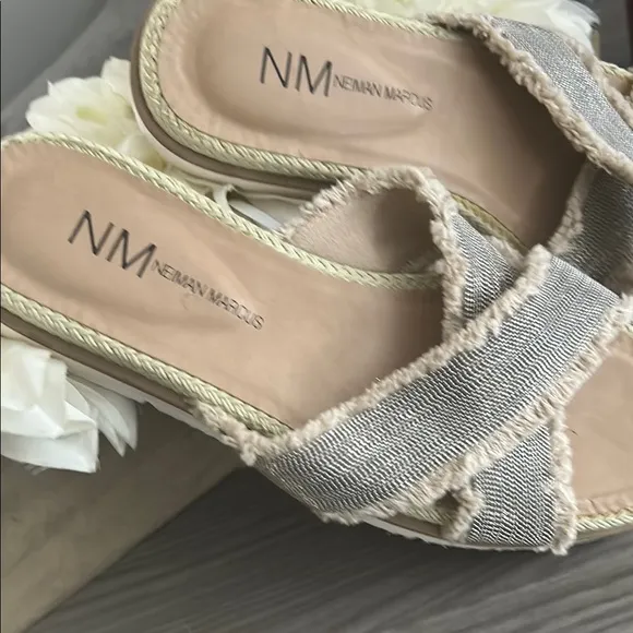Neiman Marcus Gray &amp; Cream Crossover Sandals – Chic Comfort Meets Luxury