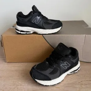 New Balance 2002 R Black/Grey Toddler Sneakers - SZ 8 C