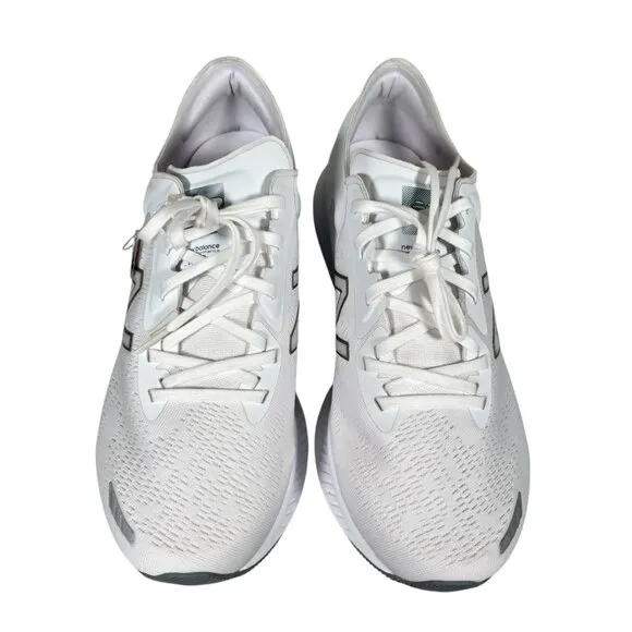 New Balance DynaSoft Pesu White Low Top Comfort Insert Running Shoes Size 9 Wide
