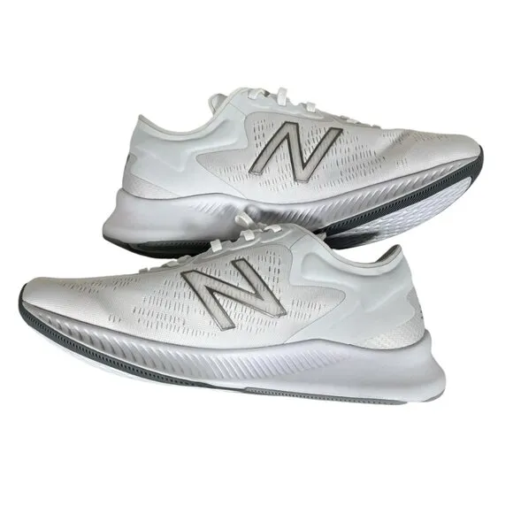 New Balance DynaSoft Pesu White Low Top Comfort Insert Running Shoes Size 9 Wide