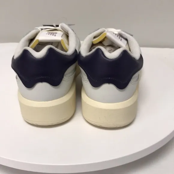 New balance mens CT302 shoes size 9 US