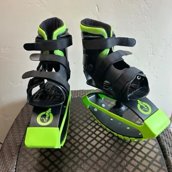 New Bounce Kangaroo Jumping Shoes For Kids Black/Green Shoe Sizes 3-6 Ages 5 