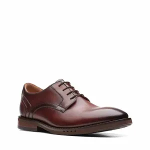 NEW CLARKS men's un hugh lace shoes in brown tumbled nubuck