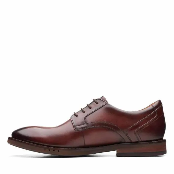 NEW CLARKS men's un hugh lace shoes in brown tumbled nubuck