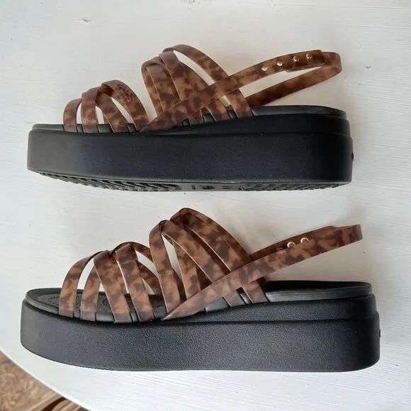 NEW! Crocs Brooklyn Tortoise Strappy Low Sandals SZ 9 Mocha / Black