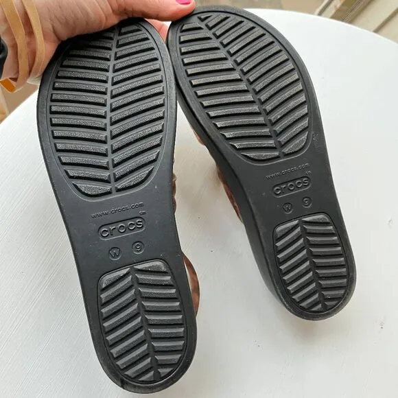 NEW! Crocs Brooklyn Tortoise Strappy Low Sandals SZ 9 Mocha / Black
