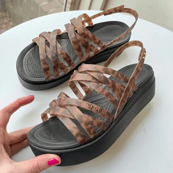 NEW! Crocs Brooklyn Tortoise Strappy Low Sandals SZ 9 Mocha / Black