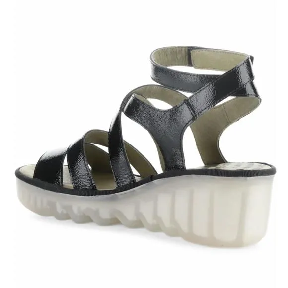 NEW FLY LONDON women's bafy heels in black
