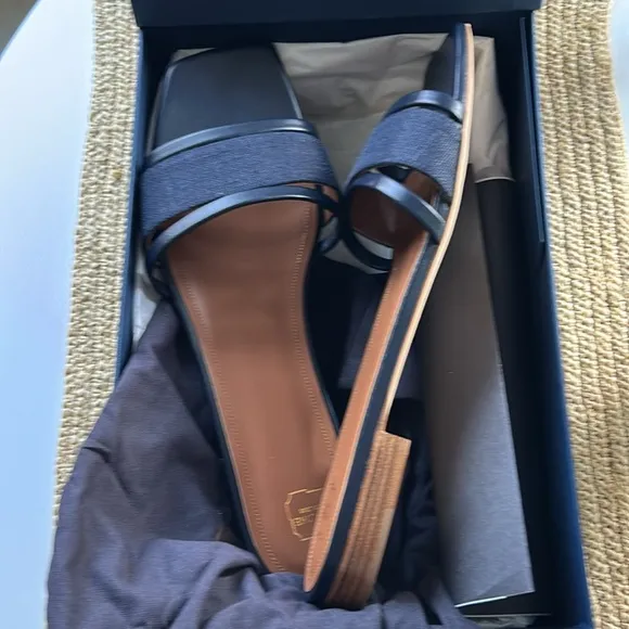 New in box Malone Souliers slide sandals in size 41, navy blue, linen/leather