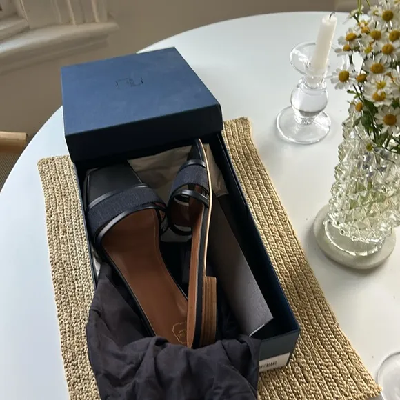 New in box Malone Souliers slide sandals in size 41, navy blue, linen/leather