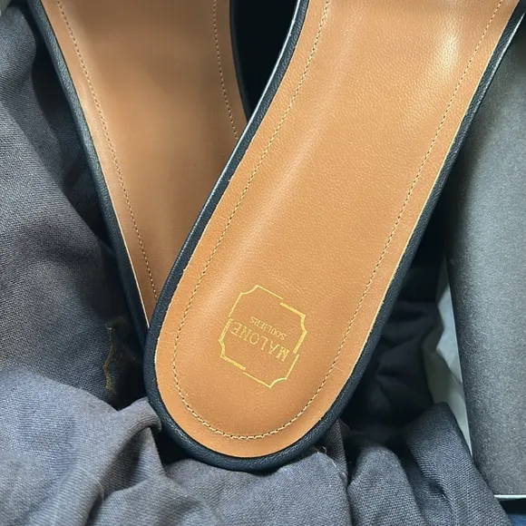 New in box Malone Souliers slide sandals in size 41, navy blue, linen/leather