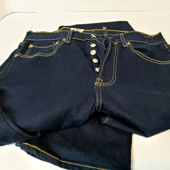NEW Levis 501 Original Fit Straight BUTTON FLY 31x34 Denim Blue Jeans Dark Wash