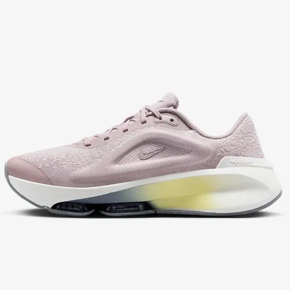 NEW Nike Versair Women's Workout Shoes Size 8