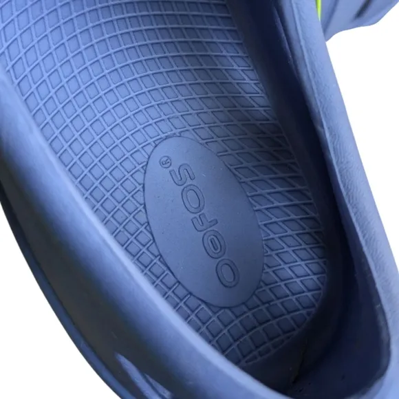 NEW Oofos Oocandoo Recovery Fisherman Water Sandals Womens 12 Mens 10 Blue Strap