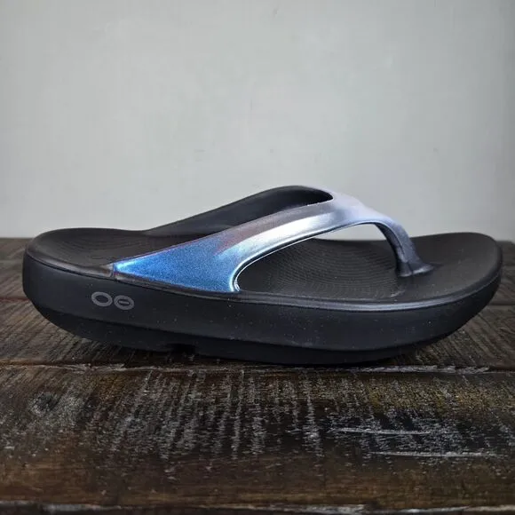 NEW Oofos Oolala Luxe Womens Size 6 Recovery Slip-On Flip Flop Sandal Frost Blue