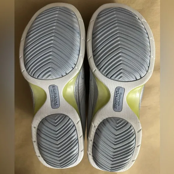 NEW Skechers Shape Ups Toners KTP Fitness Athletic Shoes White Silver Size 11