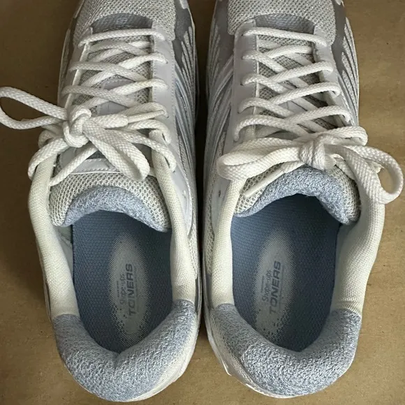 NEW Skechers Shape Ups Toners KTP Fitness Athletic Shoes White Silver Size 11