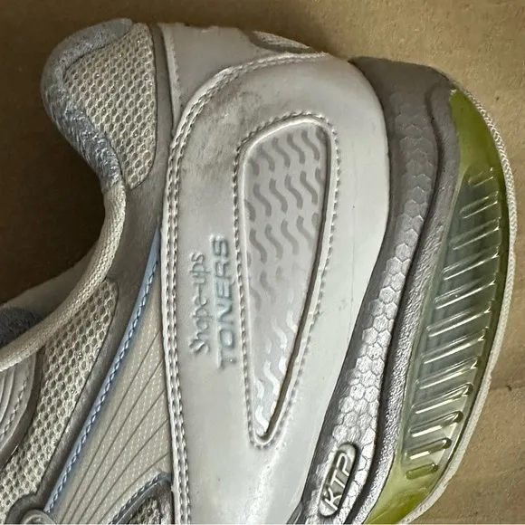 NEW Skechers Shape Ups Toners KTP Fitness Athletic Shoes White Silver Size 11