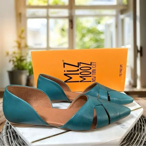 NEW MIZ MOOZ Leather Jade Flats Womens Size 39
