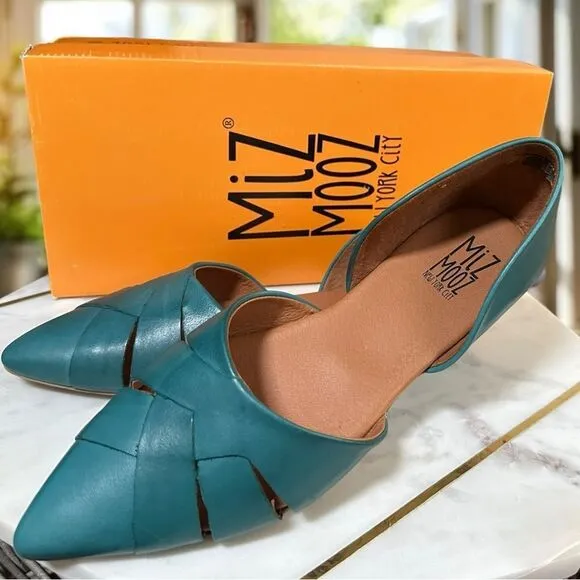 NEW MIZ MOOZ Leather Jade Flats Womens Size 39