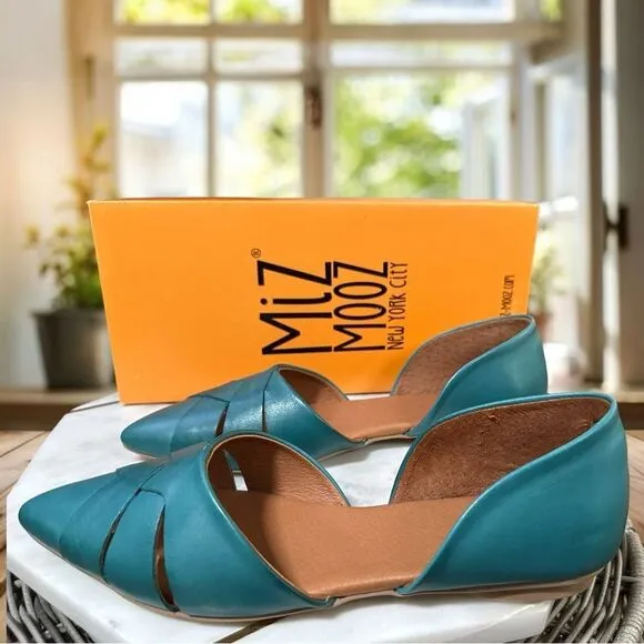 NEW MIZ MOOZ Leather Jade Flats Womens Size 39