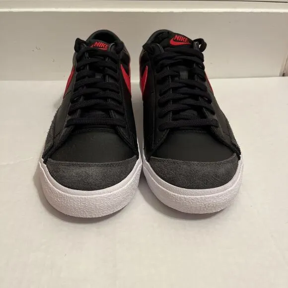 NIB Nike Blazer Low '77 Vintage Shoes Men's 11.5 Black University Red DA6364-002