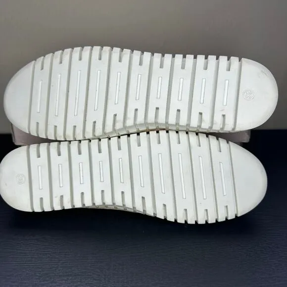 NIB womans eric michael Inez slip on leather flat leather shoe size 39 (8-8.5)