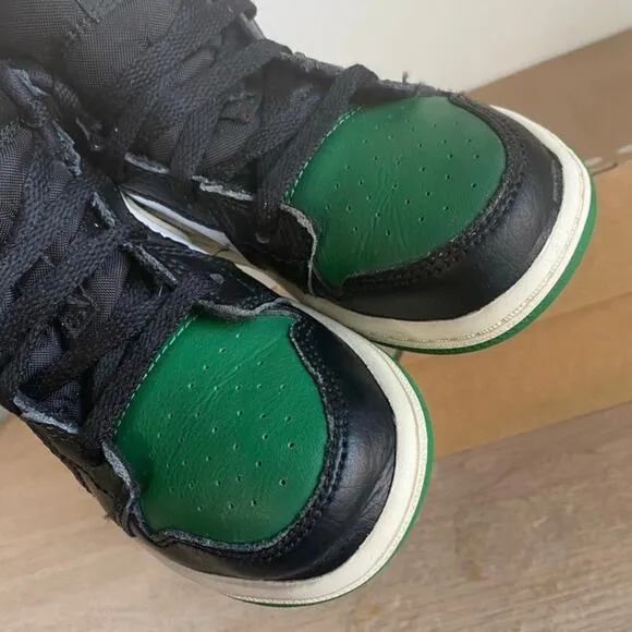 Nike AIR JORDAN 1 MID Pine Green Kids Sneakers - SZ 10 C