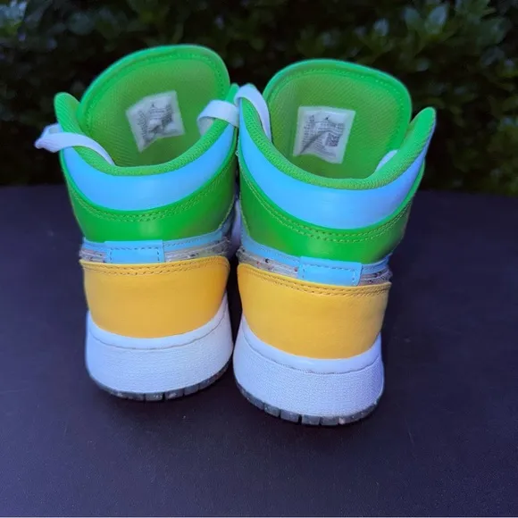 Nike Air Jordan 1 Mid 'Recycled Grind' Size 5Y Blue/Green/Yellow