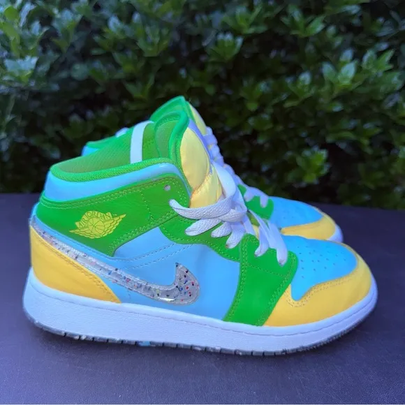 Nike Air Jordan 1 Mid 'Recycled Grind' Size 5Y Blue/Green/Yellow