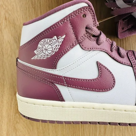 🤩Nike Air Jordan 1 Mid 'Sky J Mauve' Sz 7 Women's  Shoes White BQ6472-050 New