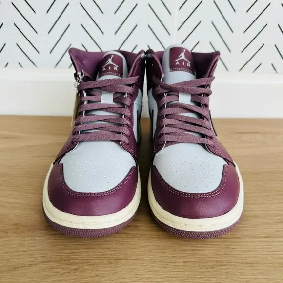 🤩Nike Air Jordan 1 Mid 'Sky J Mauve' Sz 7 Women's  Shoes White BQ6472-050 New