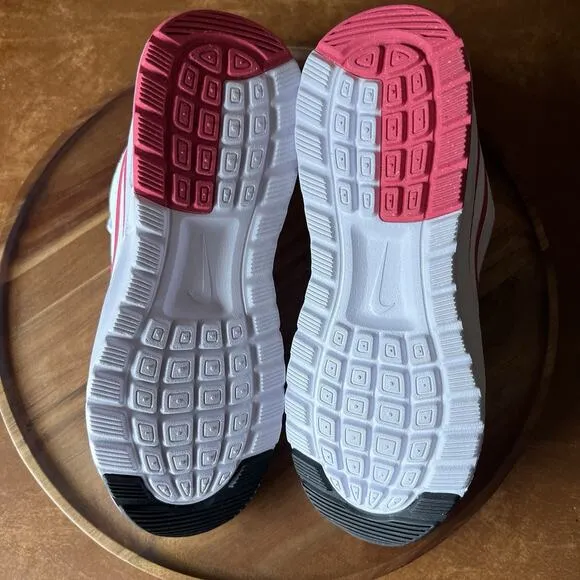 Nike Air Max Nuaxis White Aster Pink Shoes Sneakers Women's Size 6 HF1233-100