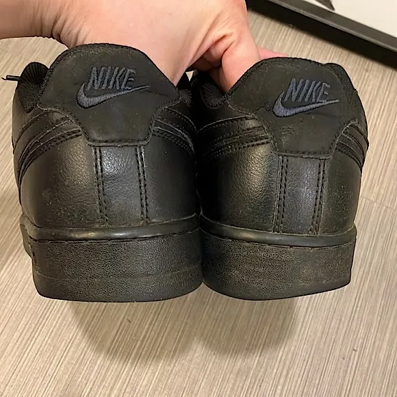 Nike Air Prestige Ill Sneakers Men’s model 386114-010  in Black color Size 10