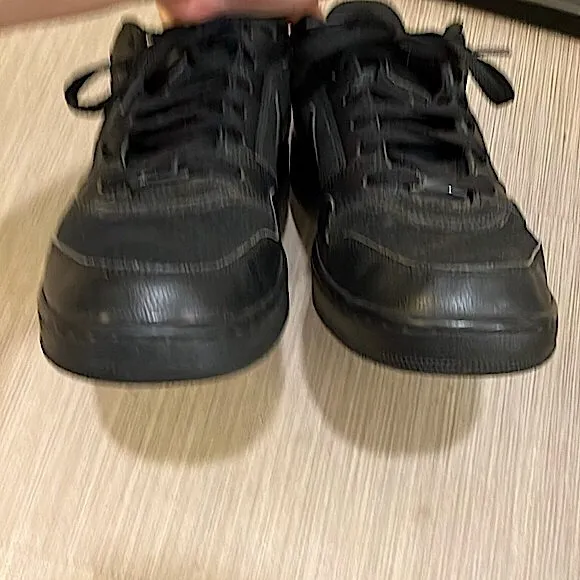 Nike Air Prestige Ill Sneakers Men’s model 386114-010  in Black color Size 10