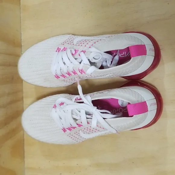 Nike Air VaporMax Flyknit 3 Phantom/White-Laser/Fuchsia-Pink Size 8