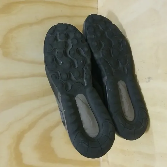 Nike Black and Gray Sneakers with Air Max Cushioning